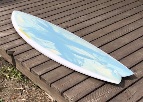 5'11 ツインザー by トーマスサーフボード