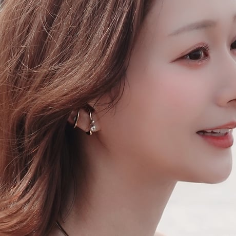 Luna ear cuff