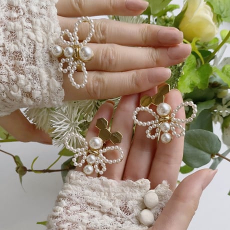 Honey Bee ring