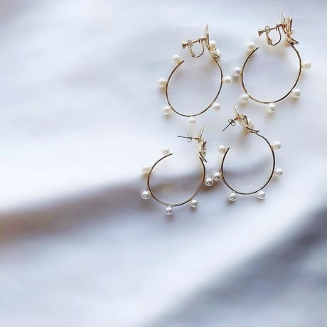 フラワークラウンピアス、イヤリング