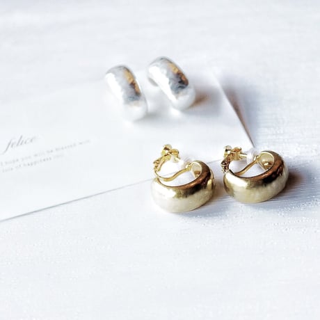 シンプルリングピアス、イヤリング