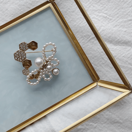 Honey Bee brooch