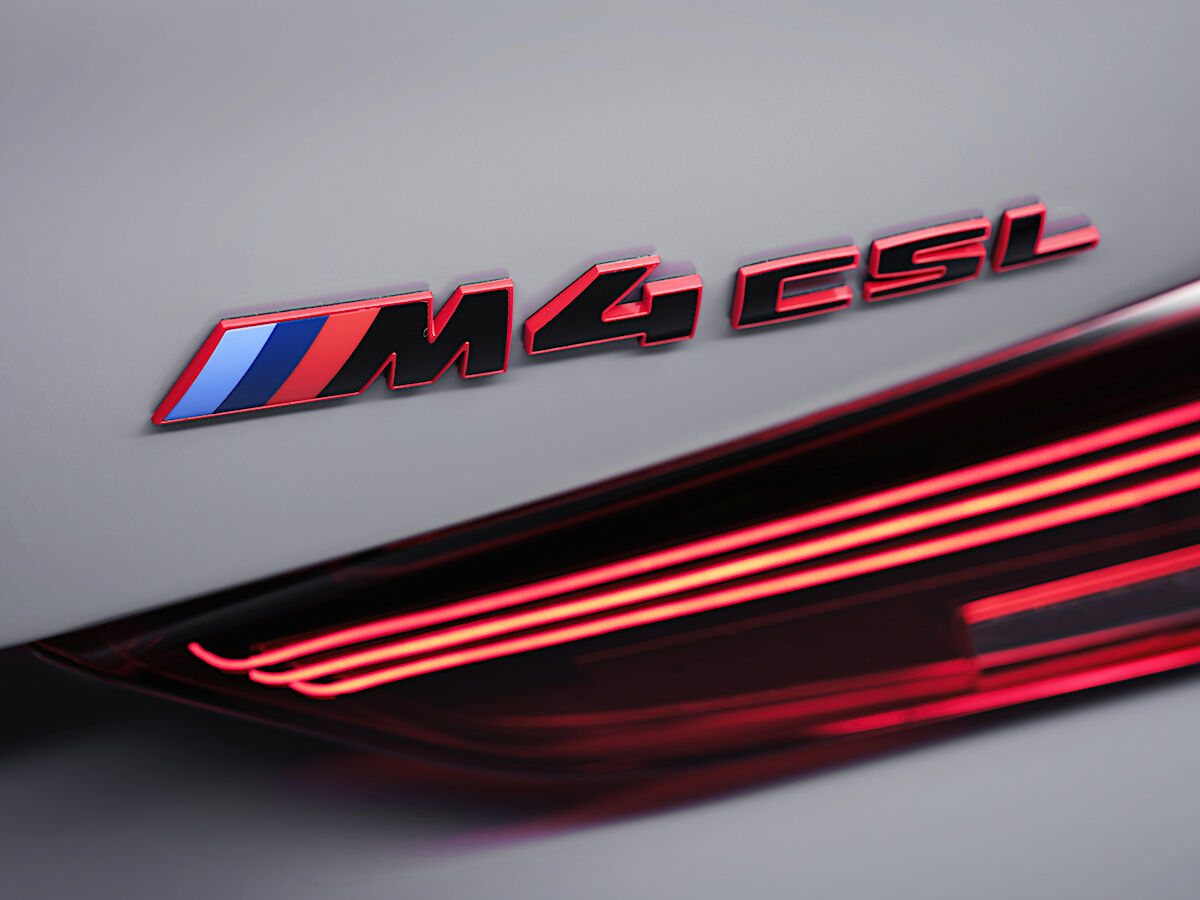 BMW純正 G82 M4CSL リア モデルレター エンブレム | Wright Compan