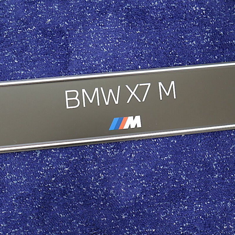 BMW純正 EU仕様ショールーム用モデルプレート | Wright Company Inc