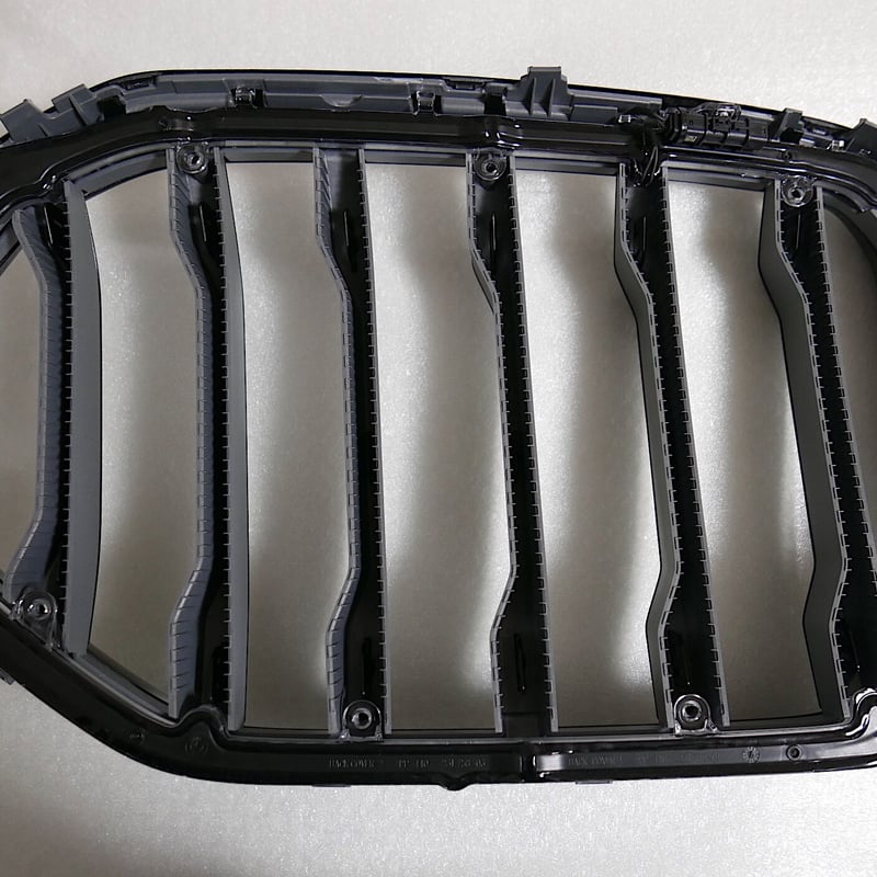 BMW 純正部品 G06 X6 用 M PERFORMANCE カーボンフロントグリル Ico