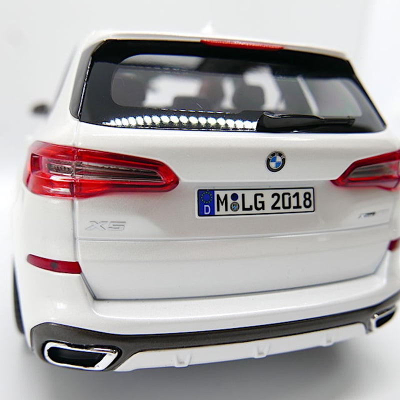 BMW純正アクセサリー ミニチュアカー BMW G05 X5 M50i サイズ 1/18 |