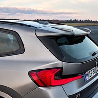 BMW U11 X1 テールゲート M スポイラー