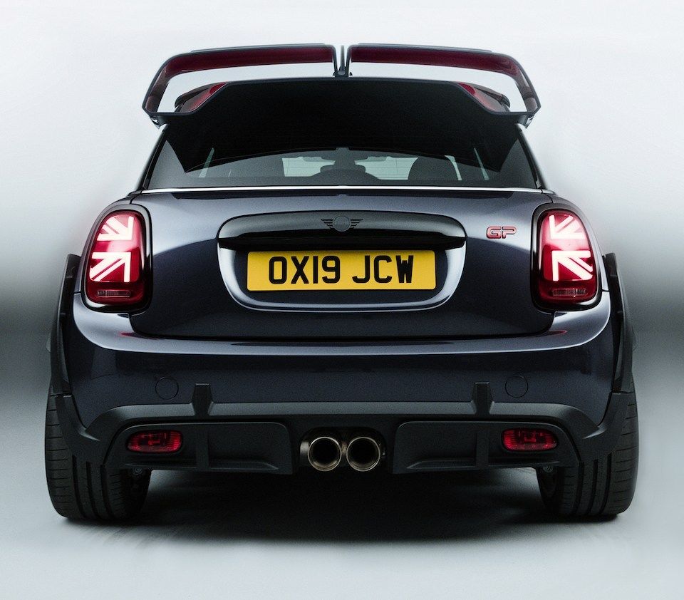 BMW MINI純正部品 F56JCW GP3専用ユニオンジャックテールライト