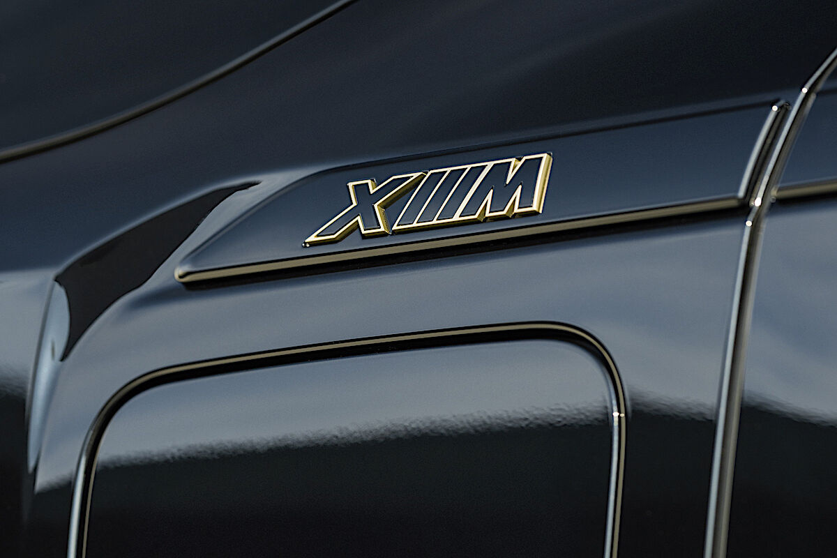 BMW 純正XM 純正エンブレム15571