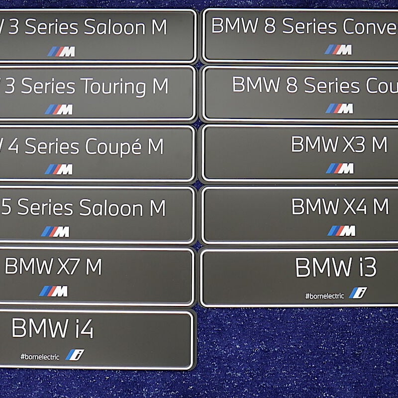 BMW純正 EU仕様ショールーム用モデルプレート | Wright Company Inc