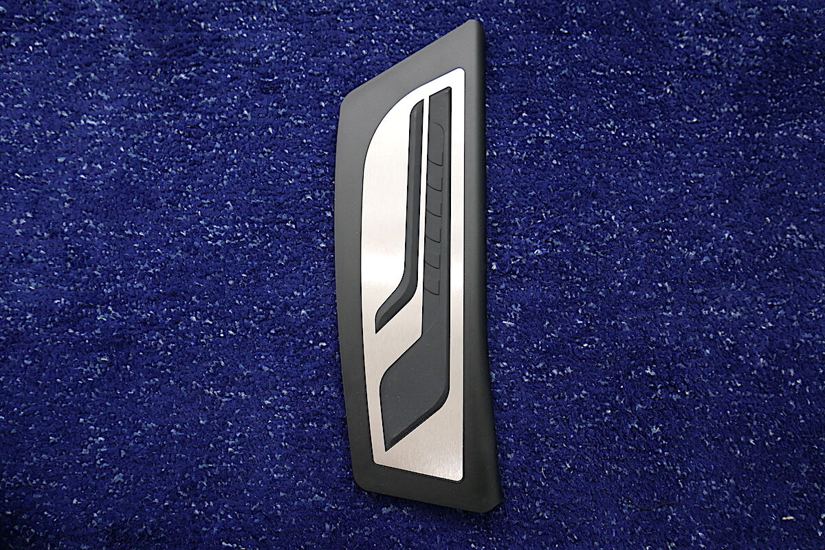 BMW ///M PERFORMANCE フットレスト ステンレス | Wright Comp