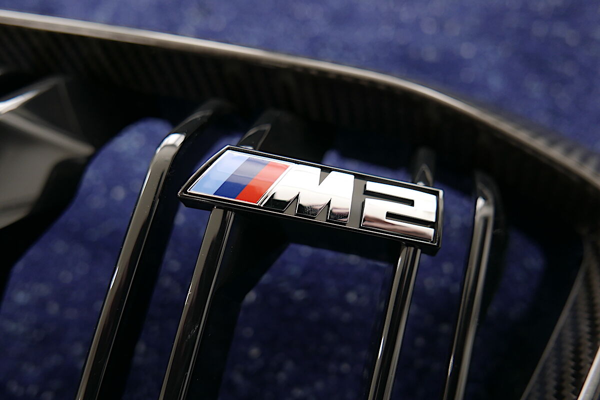 BMW純正 M PERFORMANCE F87 M2 コンペティション用カーボン グリル |