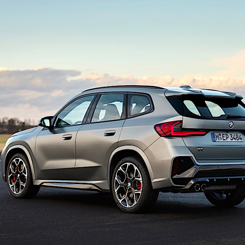 BMW U11 X1 テールゲート M スポイラー | Wright Company Inc.