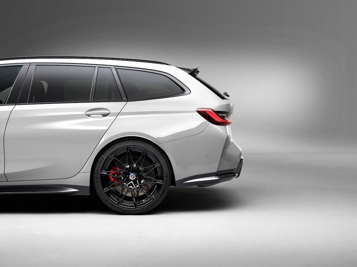 BMW純正 M Performance ルーフスポイラー (G21） BMW純正 M Performance ルーフスポイラー (G21） BMW純正G21 3シリーズ