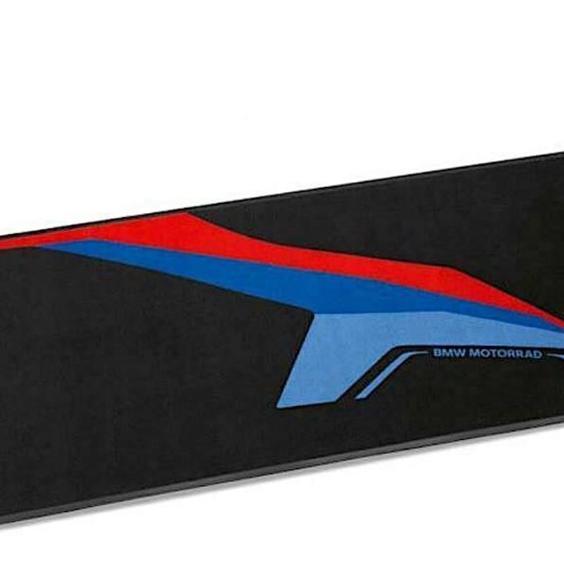BMW M モトラッド ピット ボックスカーペット ガレージ | Wright
