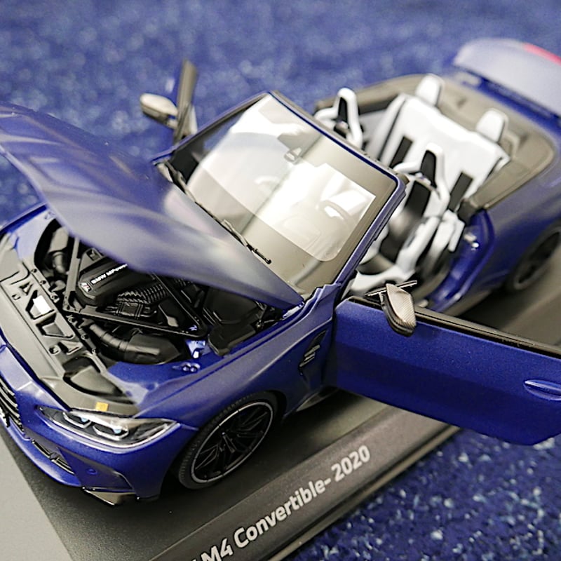 BMW M4 Convertible 1/18 スケールモデル MINICHAMPS 1/18 - BMW M4 Cabriolet - 2021 - Five Diecast