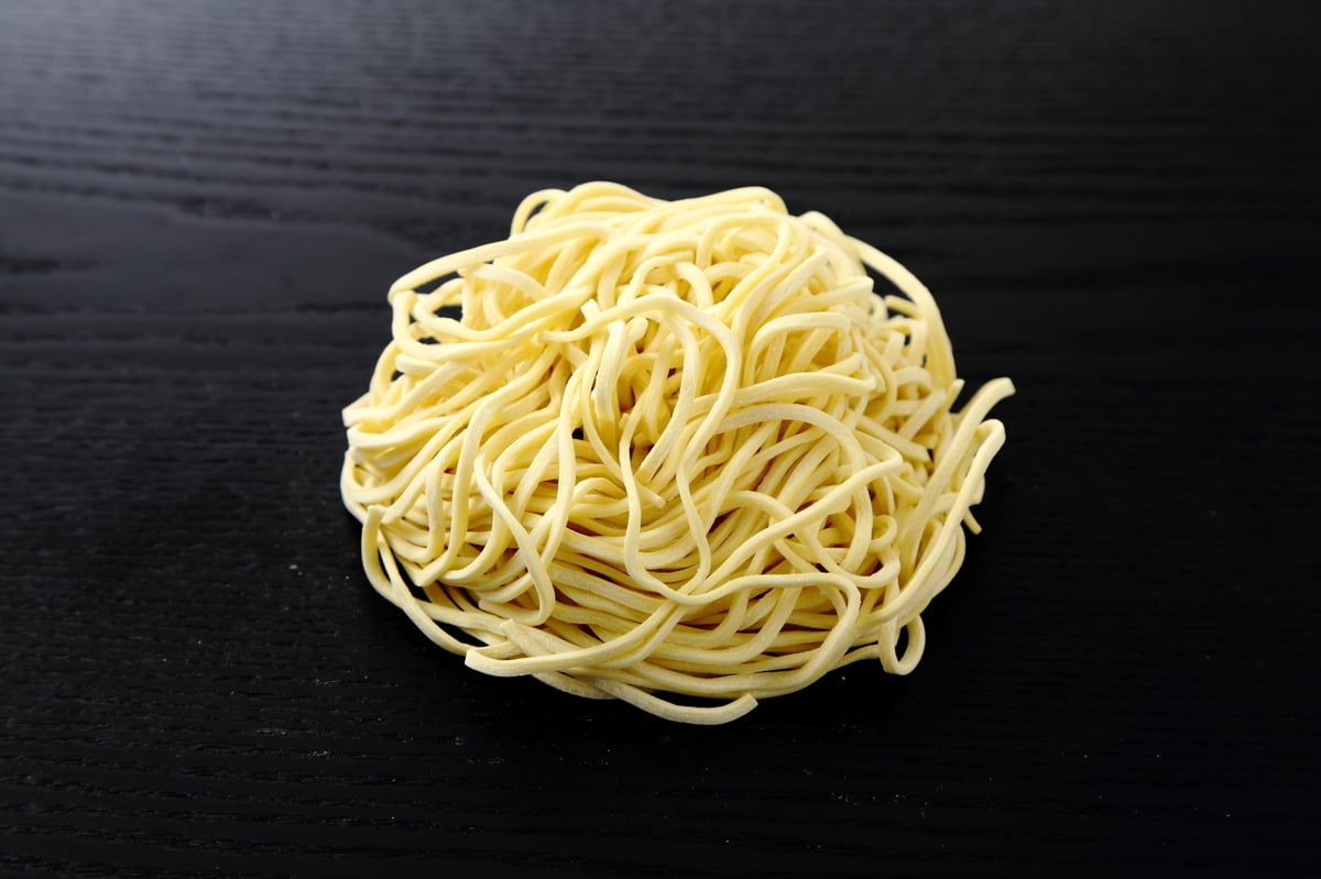 業務用】家系らーめん専用生中華麺(逆切り#20) 160g×72玉【冷凍便