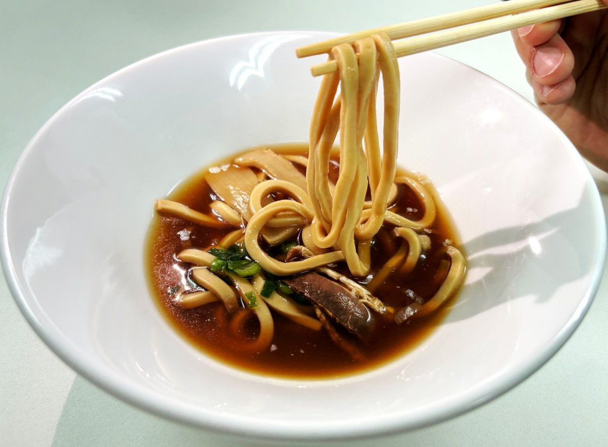 ラーメン大好き小泉さん 醤油ラーメン缶 4缶セット | ヌードルツアーズ
