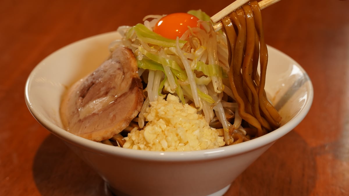 冷凍便】豚まぜそば 2食入り | ヌードルツアーズ 〜全国の人気の