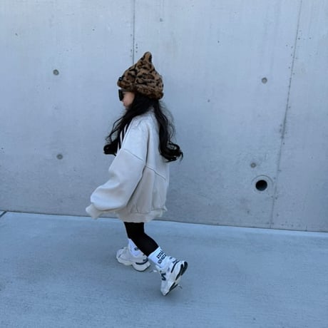 logo sneaker
