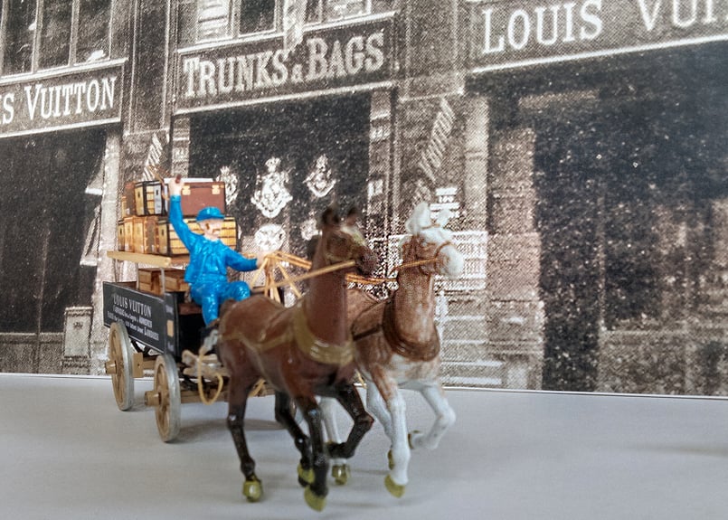 ガレット製作 ミニチュア・モデル 二頭立て ルイ・ヴィトン 運搬用馬車