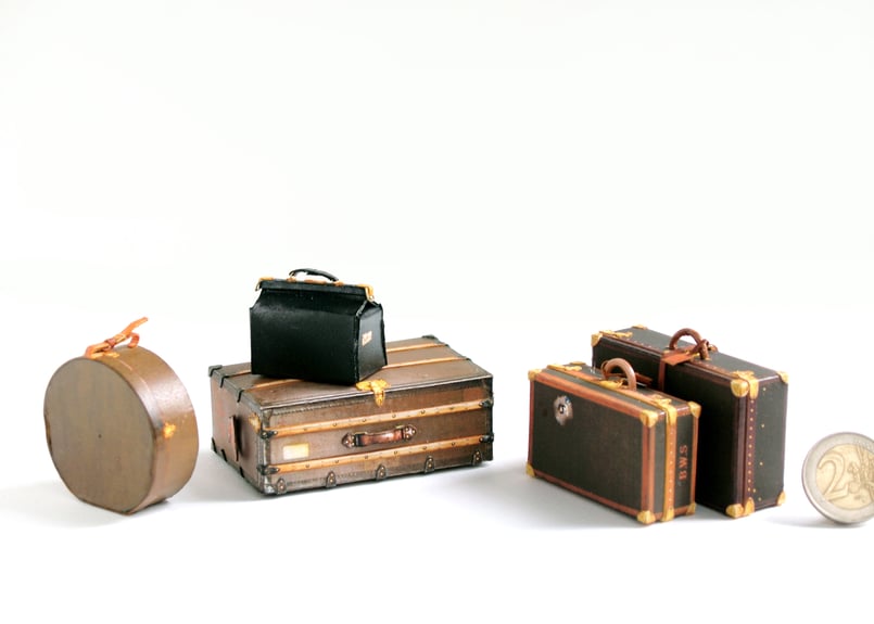 ガレット製作　アンティーク　 L.Vuitton ミニチュアトラックセット ガレットのペーパー・クラフト ミニチュア ワードローブ