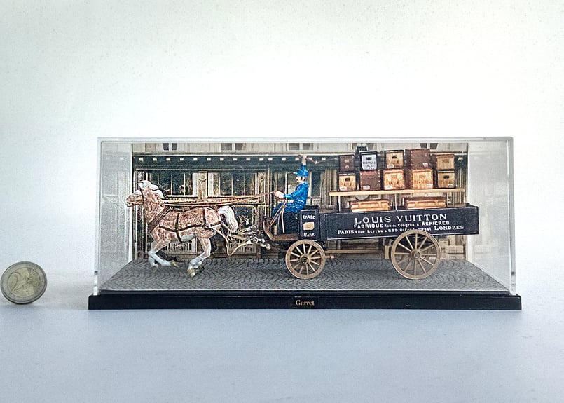 ガレット製作 ミニチュア・モデル 二頭立て ルイ・ヴィトン 運搬用馬車