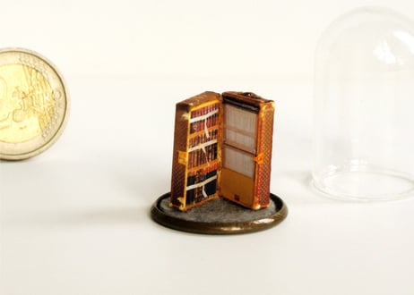 ３個組　ガレット製　ミニチュア　ルイ・ヴィトン　ペーパー・トランク in ガラスドーム、蒐集のルイ・ヴィトン製品と資料から