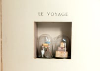 ペーパー・クラフトの 1894 年、L.Vuitton 「旅の本」、灯りとガラス・ドーム