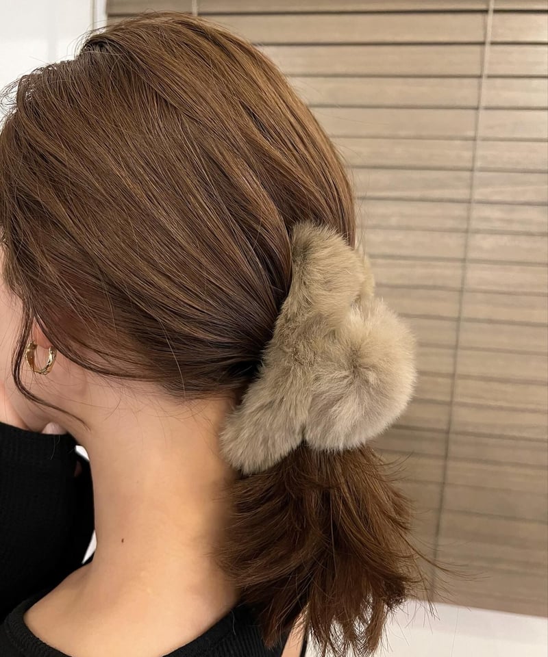 ヘアアクセサリー SELF PORTRAIT FW25 (PF25 637H C CREAM) ファーヘアクリップ | c h é m e