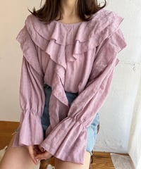 フリルブラウス