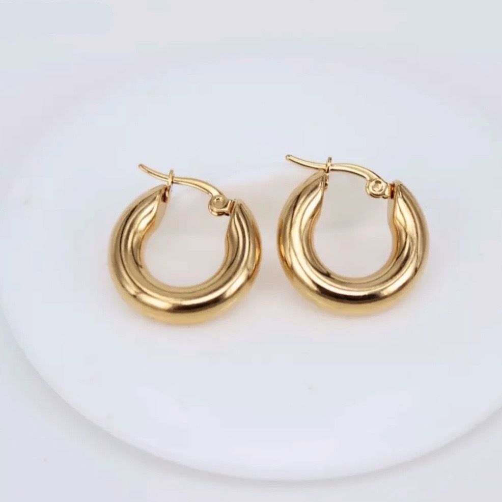 J735C ヴィンテージピアス☆美品 ヴィンテージピアス☆G762 - メルカリ