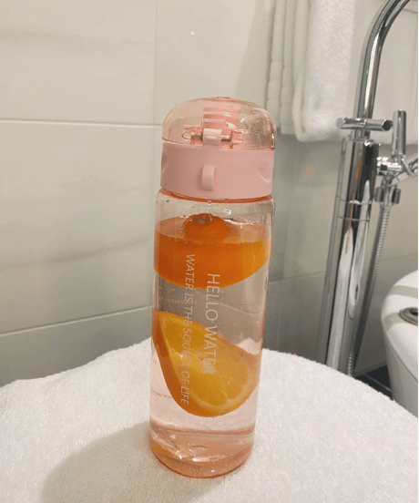 CHÉME HOME 🏠 HELLO WATER BOTTLE