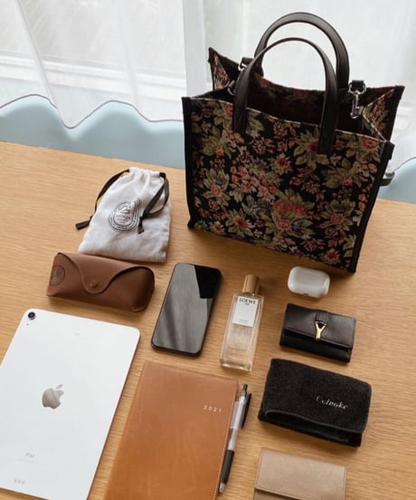 JACQUARD FLOWER SQUARE BAG