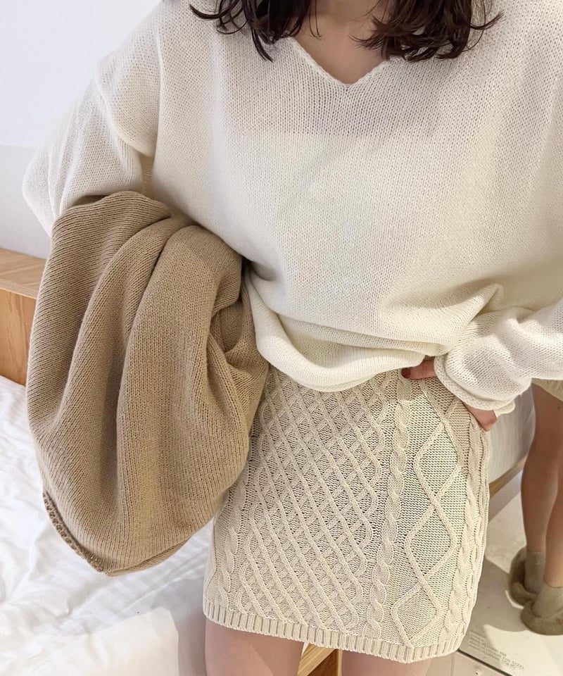 【完売品、美品】PERVERZE ニットスカート　ケープ/黒 完売品、美品】PERVERZE ニットスカート ケープ/黒 - メルカリ