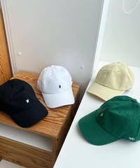 イニシャルロゴキャップ
