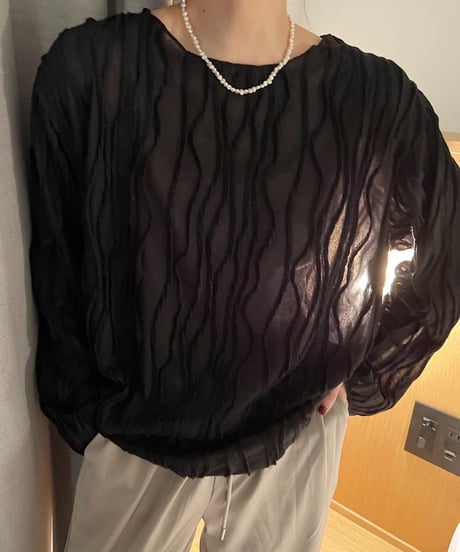 ウェーブライントップス