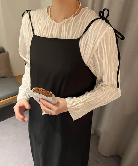 ウェーブライントップス