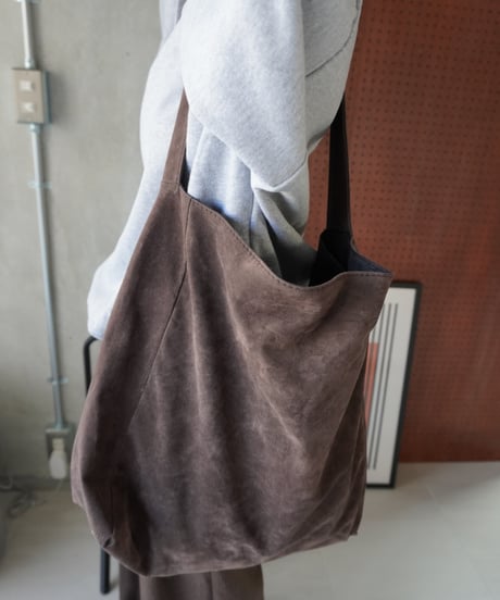 スウェードトートバッグ