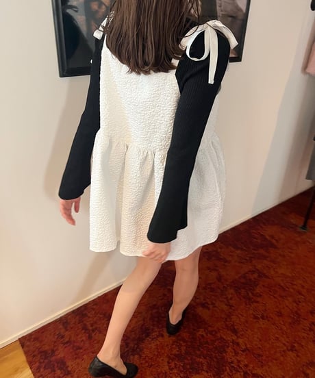 ペプラムジャガードトップス