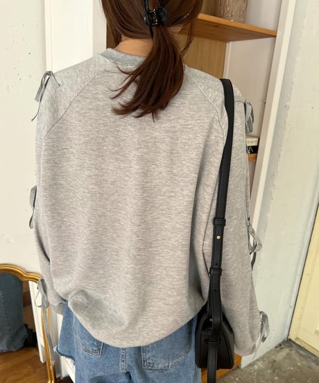 スリーブリボンスウェット