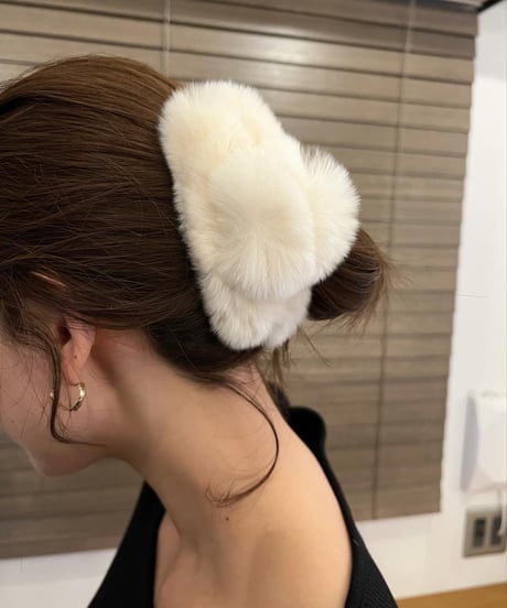 ファーヘアクリップ