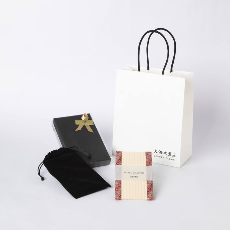 畳スマートフォン置き 桜 ギフトセット P055GIFT | 久保木畳店 畳スマートフォン置き 桜 ギフトセット P055GIFT | 久保木畳店