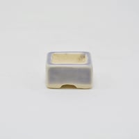 紫色釉正方鉢