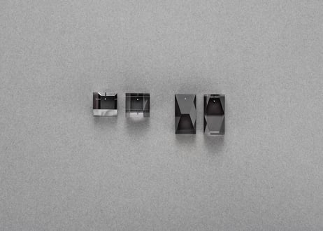 CHAMFER  LONG  EARRING / PIERCE
