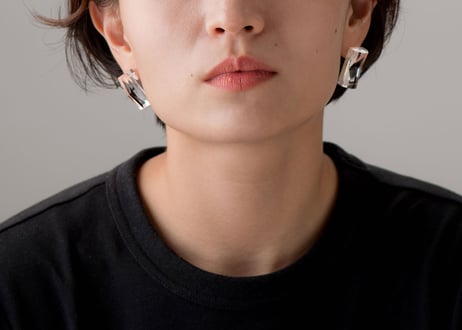 CHAMFER  LONG  EARRING / PIERCE