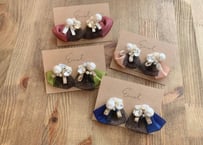 リボン刺繍の華やか耳飾り
