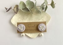 まるまる刺繍　コットンパールピアス(チタン) 〈パープル〉