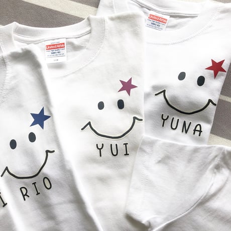 【名入れ＊スマイルＴシャツ＆ロンパース（ベビー・キッズ・レディース・メンズ）】