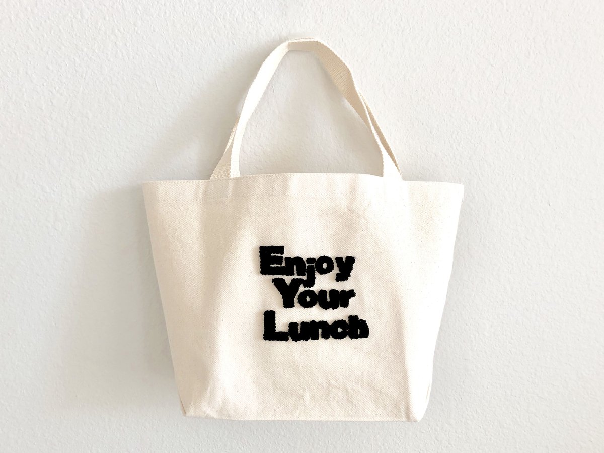 ハンドメイド★バケツ型トートバッグ ★フラワー★パンチニードル刺繍マザーズバック バケツ型バッグ＊フラワー刺繍・黒 バケツバッグ k* 通販